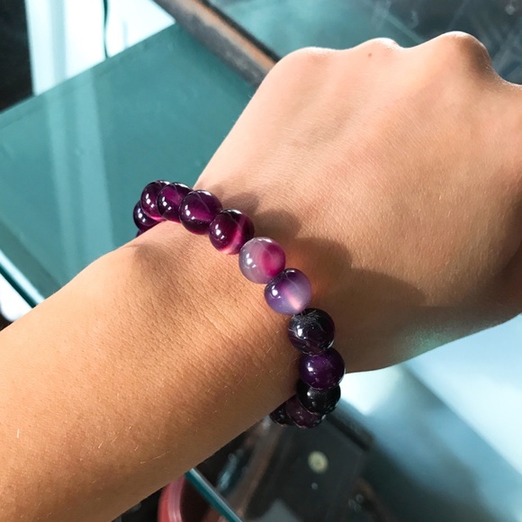 Jewelry - 🆕in! PURPLE OMBRÉ BEADED BRACELET!